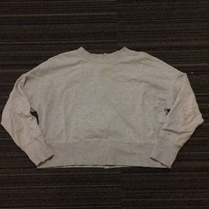 Grey cropped sweatshirt